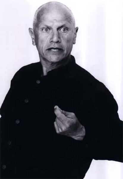 Fotografía de Steven Berkoff cedida por su <i>web</i> www.stevenberkoff.com.