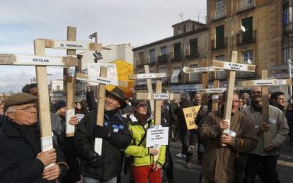 Vecinos de Guadalajara protestan por el cierre de las urgencias.