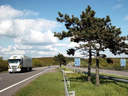 Autopista AP-7, operada por Acesa.