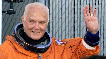 El astronauta John Glenn, en el Kennedy Space Centre en 1998.