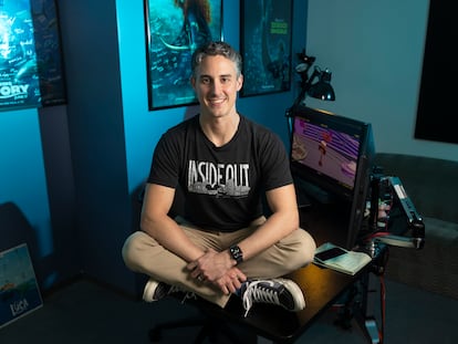 Jordi Oñate, retratado en su espacio de trabajo en la sede de Pixar, en Emeryville (California).