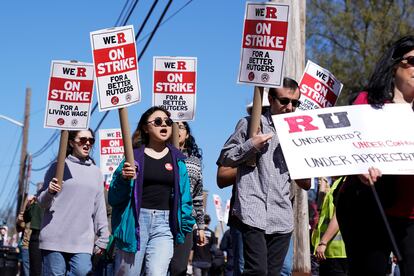 Strike Rutgers