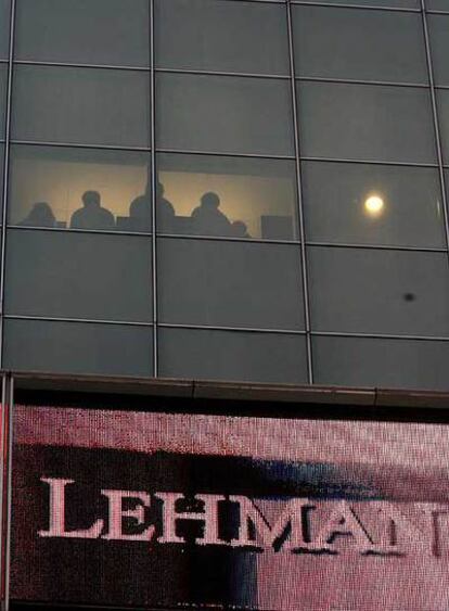 Fachada de la sede de Lehman Brothers en Nueva York.