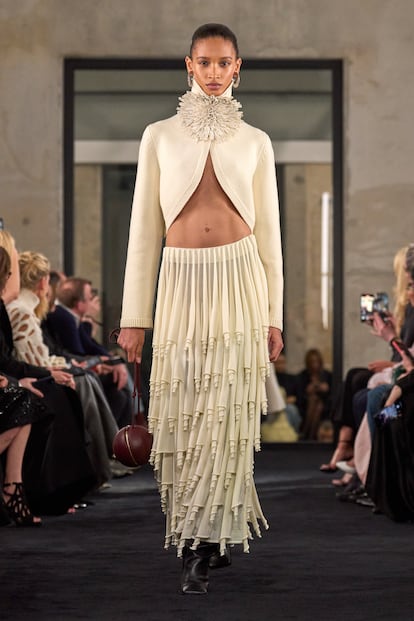 ALAÏA FALL 2025