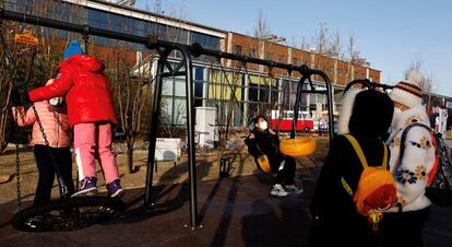 Niños en un parque en Pekín