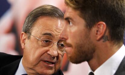 Florentino Pérez y Sergio Ramos, en un acto