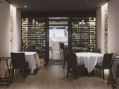 Interior del restaurante Código de Barra, en la ciudad de Cádiz.