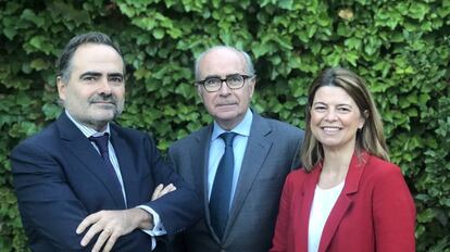 Javier Zapara, Juan Pérez Calot y María Calonje, de la boutique de asesoramiento regulatorio finReg.