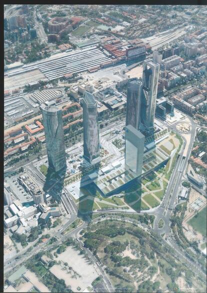 Villar Mir se hizo con la construcción de este rascacielos en abril de 2015 a través de un concurso público promovido por el Ayuntamiento de Madrid. Según lo establecido por el Consistorio, el inmueble debe destinar gran parte de su superficie a uso sanitario o educativo.