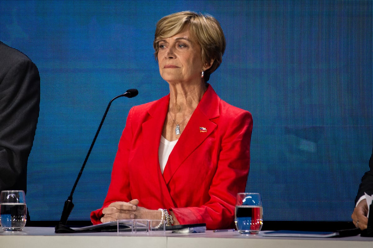 Evelyn Matthei busca remontar en la derecha tradicional: una candidatura en tensión con su pasado y el presente político chileno