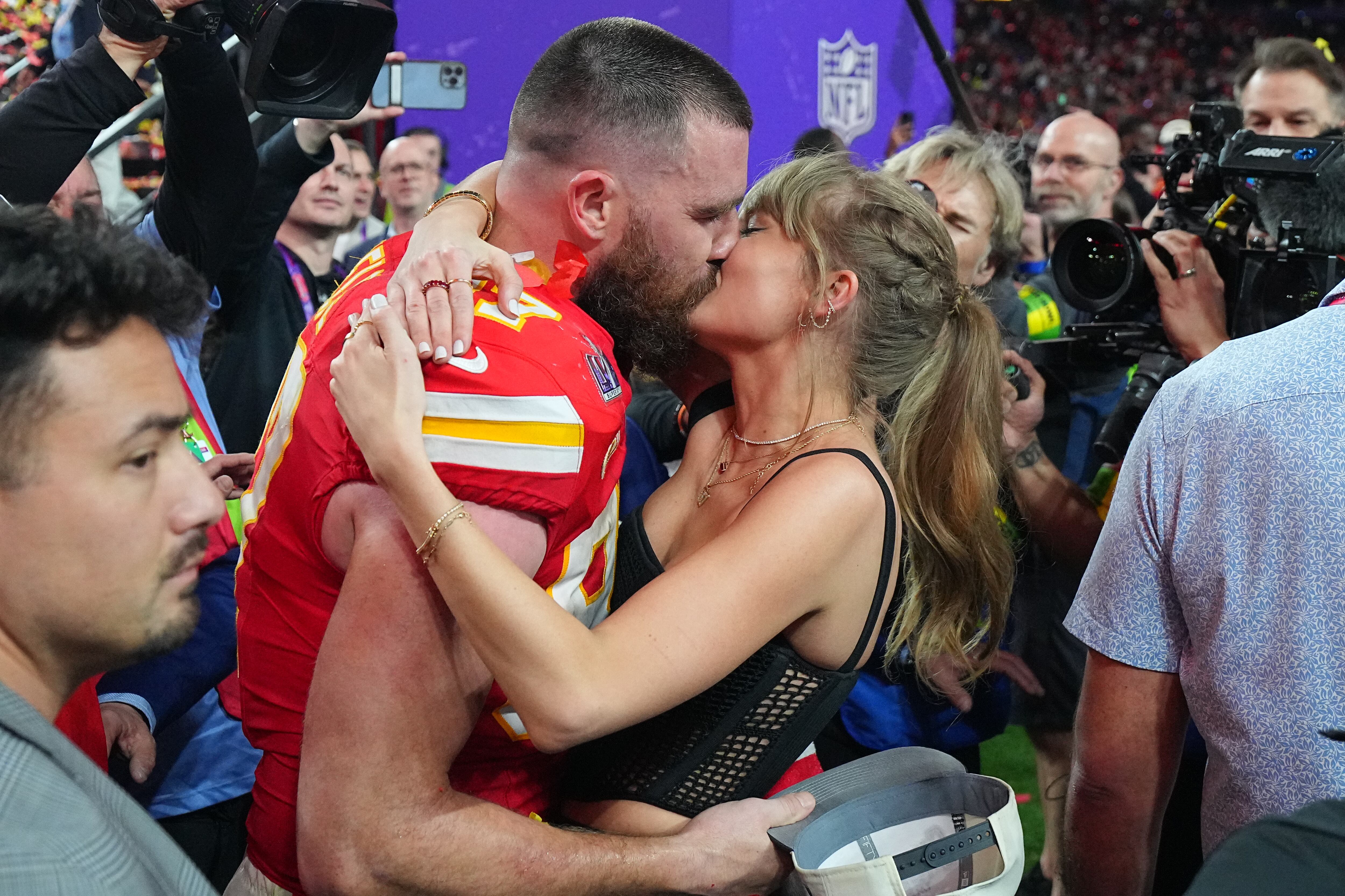 Sobre casas reales, estrellas del pop, rupturas y bodas sonadas: lo que ha dado de sí el mundo del corazón en 2024 2 Taylor Swift y Travis Kelce en la final de la Super Bowl, celebrad el 11 de febrero de 2024 en Las Vegas.