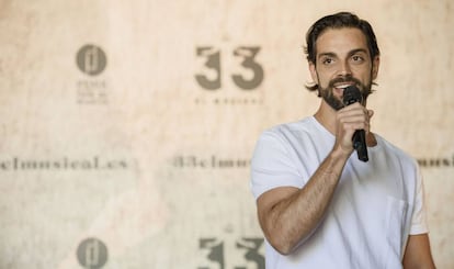 El actor Christian Escuredo, quien dará vida a Jesús, durante la presentación del musical ayer en Espacio 33, el recinto teatral construido en Ifema especialmente para la obra.