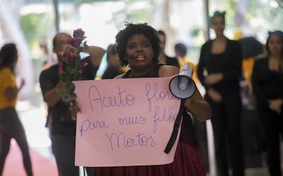 Protesto contra o racismo em Bras&iacute;lia,