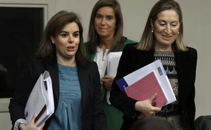 Ana Pastor, Soraya Sáenz de Santamaría y Ana Mato este viernes.