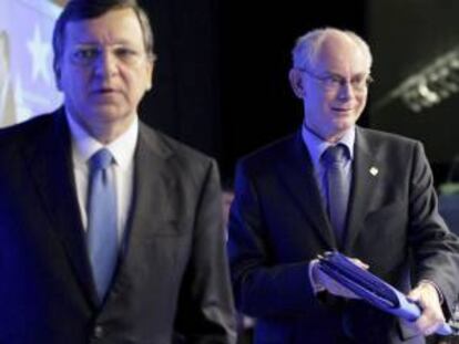 El presidente del Consejo Europeo, Herman Van Rompuy (dcha), y el presidente de la Comisión Europea (CE), José Manuel Durao Barroso. EFE/Archivo