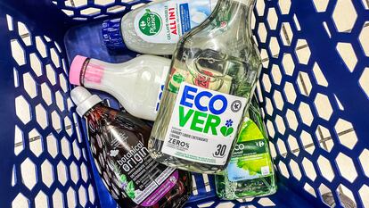 Detergentes que se comercializan como ecológicos o verdes.