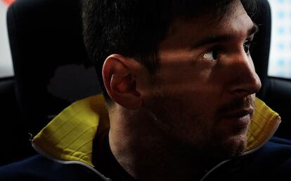 Messi en el banquillo del Camp Nou.