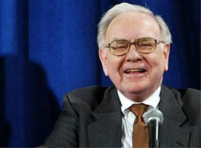Warren Buffet repite también este año como rico número dos del mundo. Con 76 años, atesora 52.000 millones de dólares. Casado y con tres hijos, ha sido recientemente noticia porque busca sucesor.