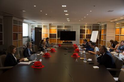 Imagen del evento sobre la transformación digital de la Administración pública organizado por Retina y patrocinado por Red Hat, celebrado el miércoles en la sala de juntas de El PAÍS.