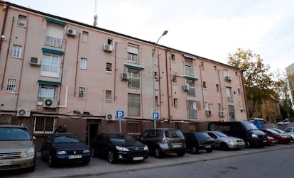 Vista del edificio donde fue hallado el cuerpo de un hombre momificado el pasado 23 de noviembre.