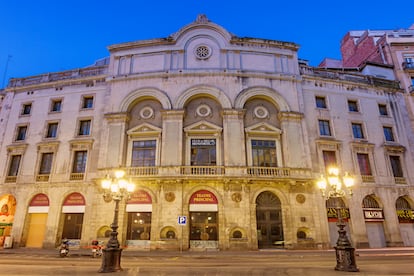 Façana del Teatre Principal, a la Rambla