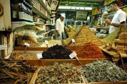Un puesto en el mercado, en la zona musulmana de Jerusalén.