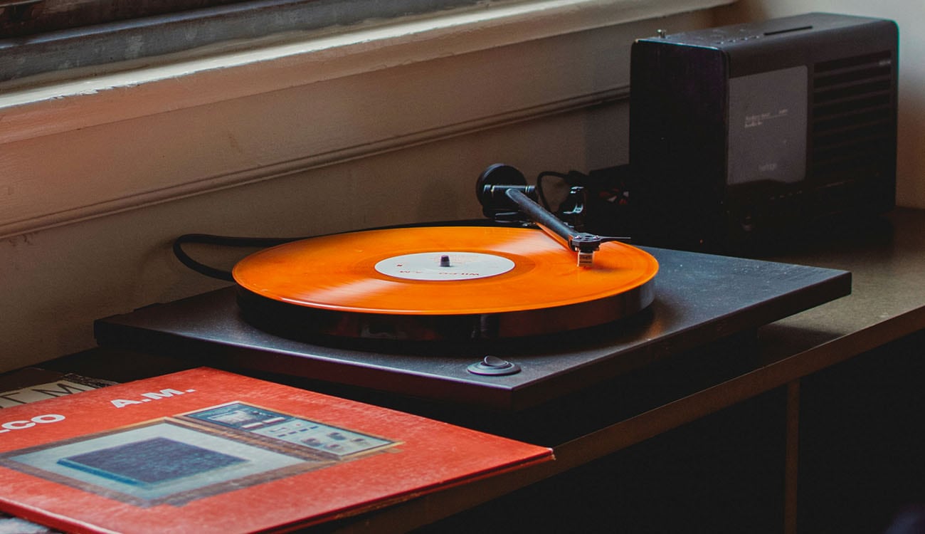 Por qué los tocadiscos siguen conquistando a los amantes de la música