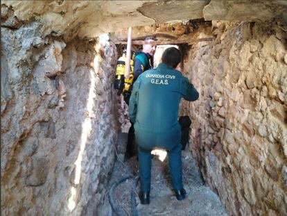 Cueva en las inmediaciones de Níjar.