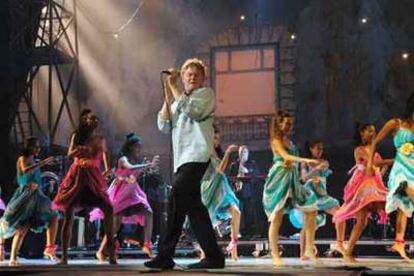 Mick Hucknall, cantante y líder de Simply Red, durante el ensayo del concierto en La Habana.