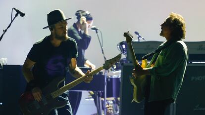 BARCELONA, 06/07/2024.- La banda de rock de Seattle Pearl Jam ofrece este sábado el primero de los dos conciertos que ha programado en Barcelona, dentro de la gira de presentación de su nuevo álbum 'Dark Matter'. EFE/Quique García
