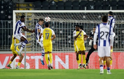 Maccabi Tel Aviv v Real Sociedad