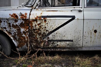 Un coche marcado con la Z que identifica a las fuerzas rusas en el pueblo de Tsupivka, en el norte de la región de Járkov, el 16 de marzo.