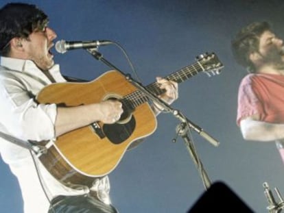 Mumford &amp; Sons en su actuaci&oacute;n de anoche.