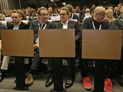 Artur Mas, en el centro de la imagen, en un momento de la convención municipal.