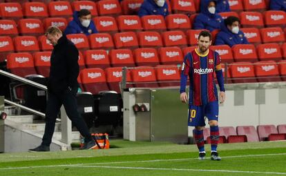 Koeman y Messi, durante un partido de esta temporada.