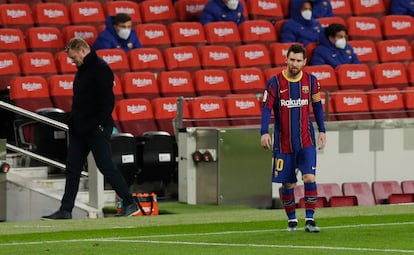 Koeman y Messi, durante un partido de esta temporada.