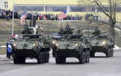 Tropas de EE UU participan en el desfile del día de la independencia estonia, el 24 de febrero.