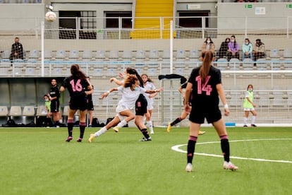 Vicky López en carrera en un partido contra el Real Madrid, en junio pasado. 