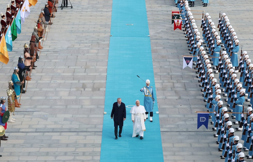 El viaje del Papa León XIV a Turquía, en imágenes | Fotos ...