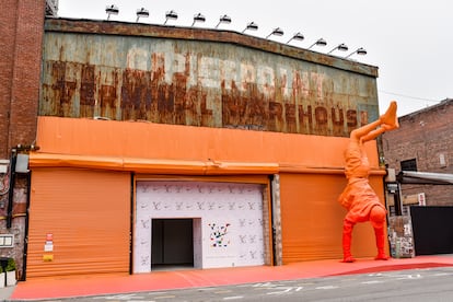 Greenpoint Terminal Warehouse de Brooklyn, Nueva York (EE UU), donde tiene lugar la exposición de las zapatillas de Virgil Abloh para Louis Vuitton y Nike.