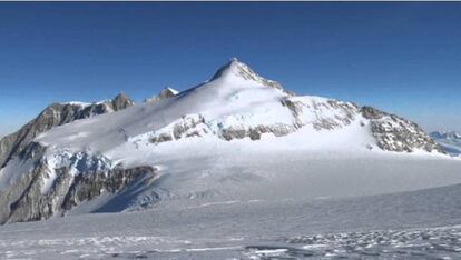 Vinson, la cima de la Antártida