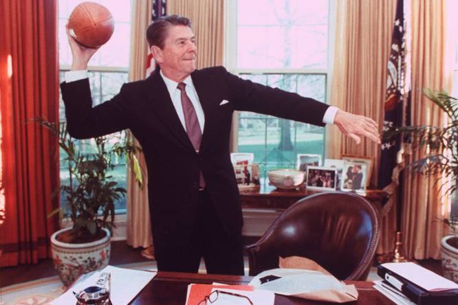 Todo empezó con Reagan, pero lo de Trump es otra película
