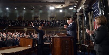 El presidente estadounidense, Barack Obama, antes de comenzar su discurso sobre el Estado de la Unión en la Cámara de Representantes de los Estados Unidos en el Capitolio en Washington (EE UU).