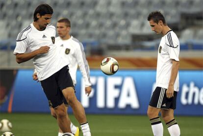 Khedira dirigirá el centro del campo alemán para el partido ante Argentina