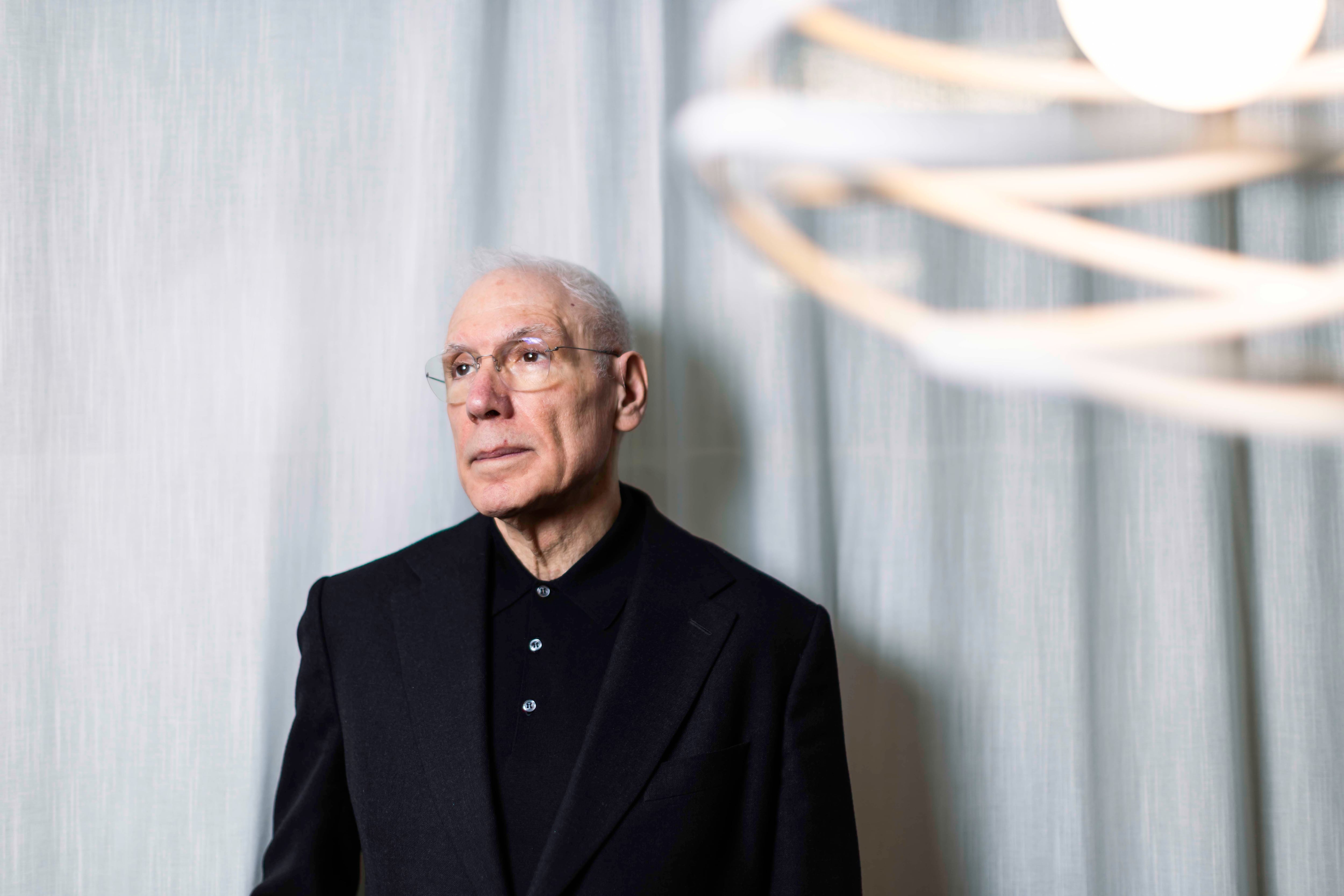 Grosz, en otro momento de la entrevista.