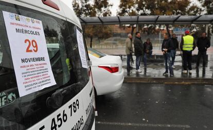 Protesta de taxistas en Valencia contra la proliferación de VTC.