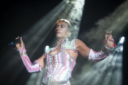 Sevdaliza actúa durante el Sónar.