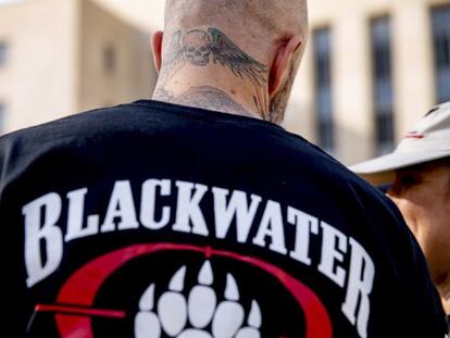 Un exmiembro de Blackwater a las afueras del juzgado de Washington.