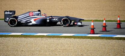 El alemán Nico Hulkenberg, de Sauber, durante la jornada de entrenamiento.