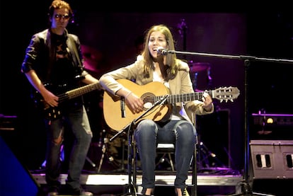 Bárbara Anguita durante su actuación en la gala final del concurso <i>E.S.O. es Música</i>, el pasado martes en el Teatro Calderón.